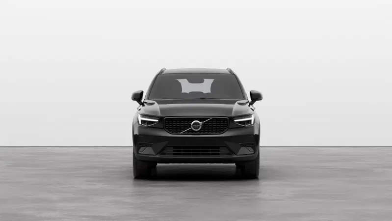 Volvo XC40 nuova a Como (4)