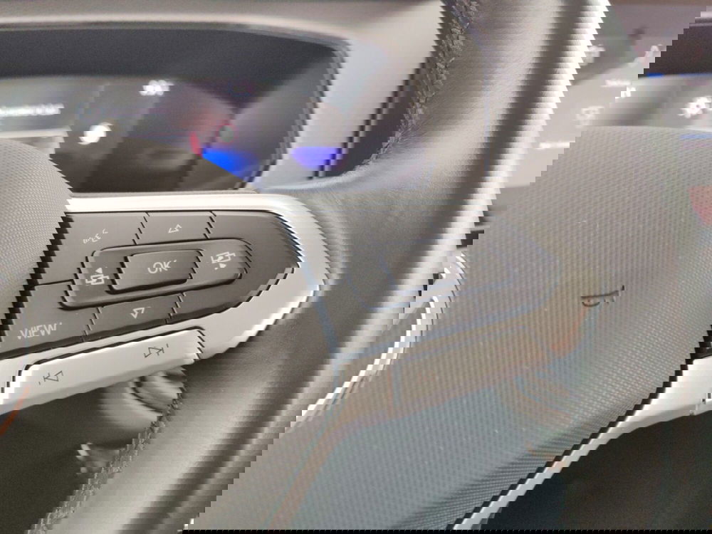 Volkswagen T-Cross usata a Massa-Carrara (13)