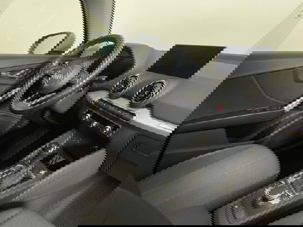 Audi Q2 usata a Taranto (5)