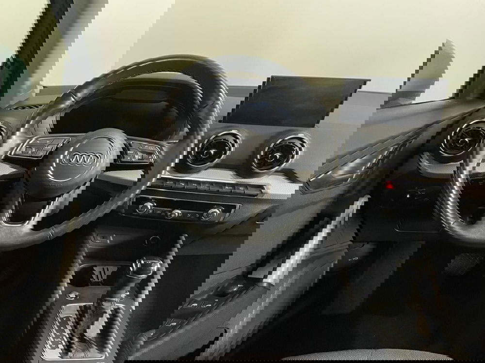 Audi Q2 usata a Taranto (6)