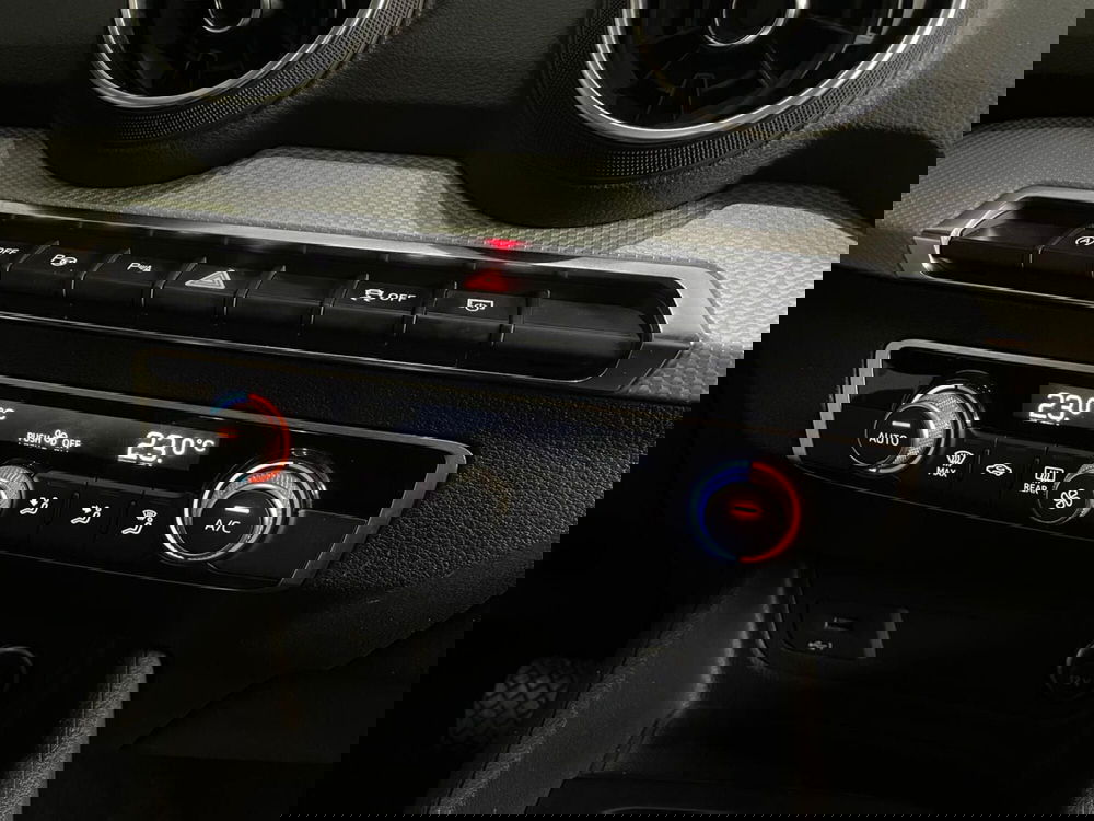 Audi Q2 usata a Taranto (9)