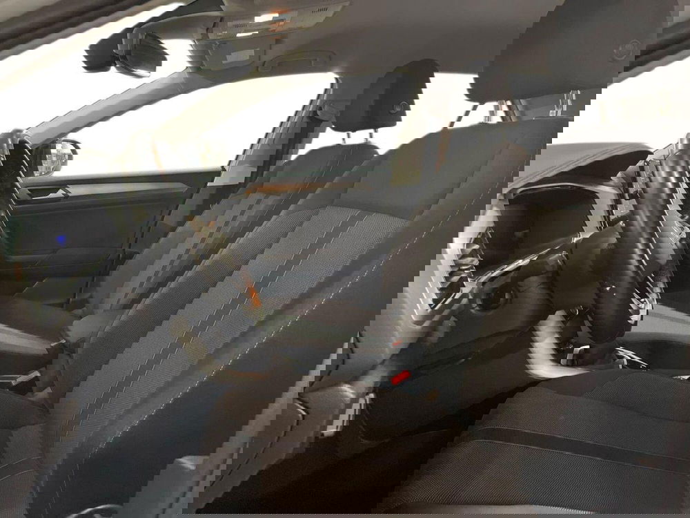 Volkswagen T-Roc usata a Prato (9)