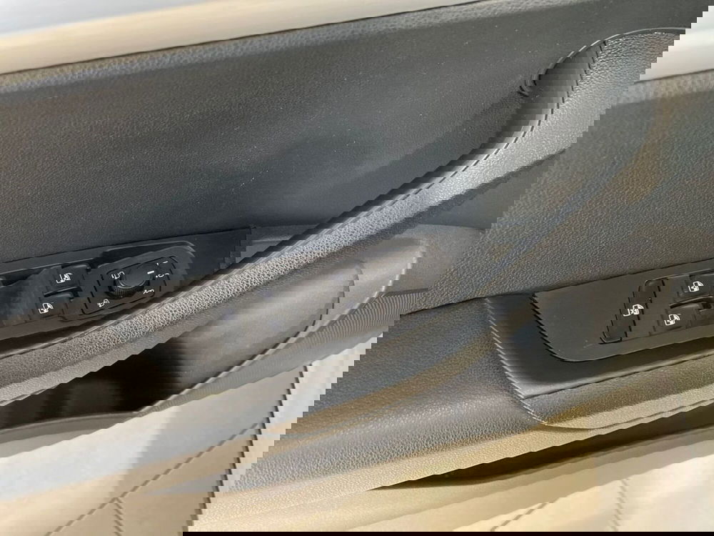 Skoda Karoq usata a Pistoia (16)