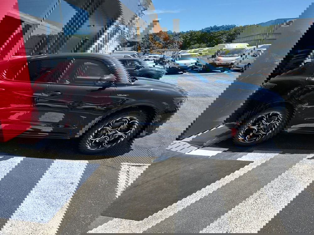 Alfa Romeo Stelvio nuova a Frosinone (3)