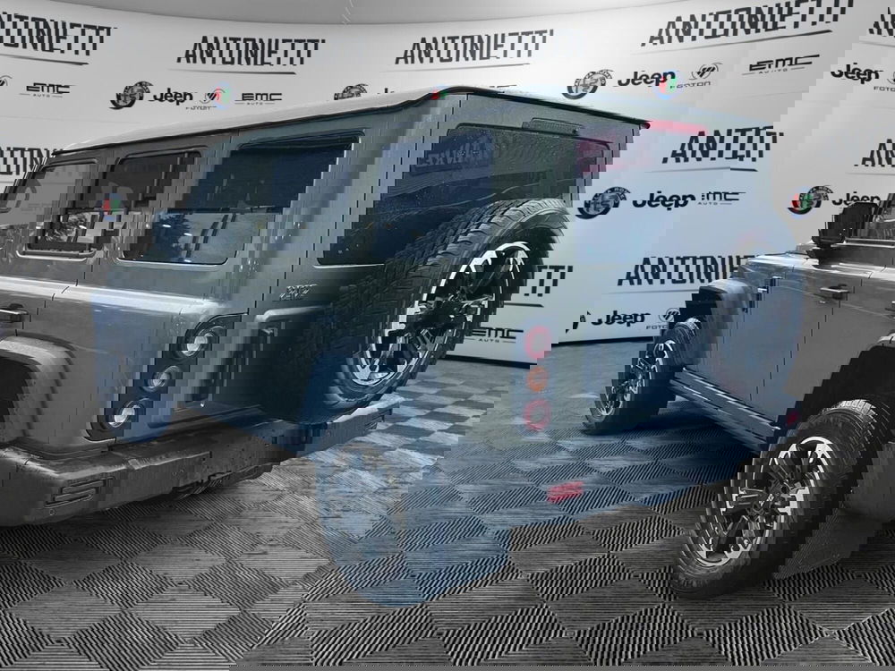 Emc 212 nuova a Ancona (6)