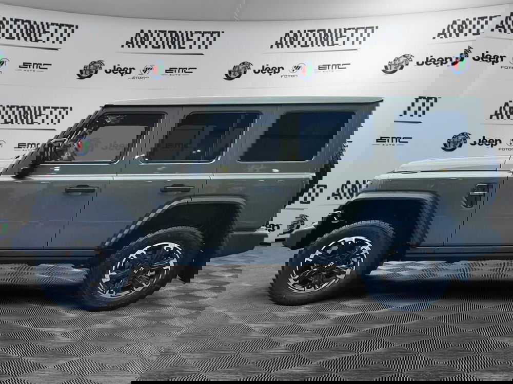 Emc 212 nuova a Ancona (7)