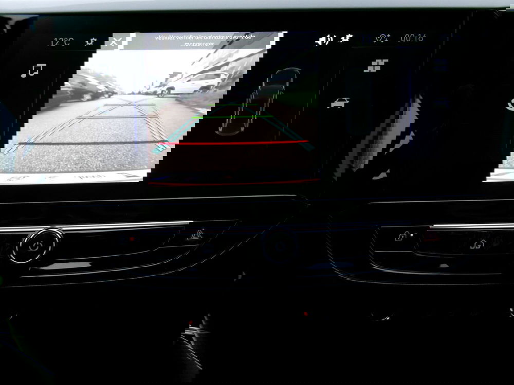 Opel Corsa nuova a Venezia (15)