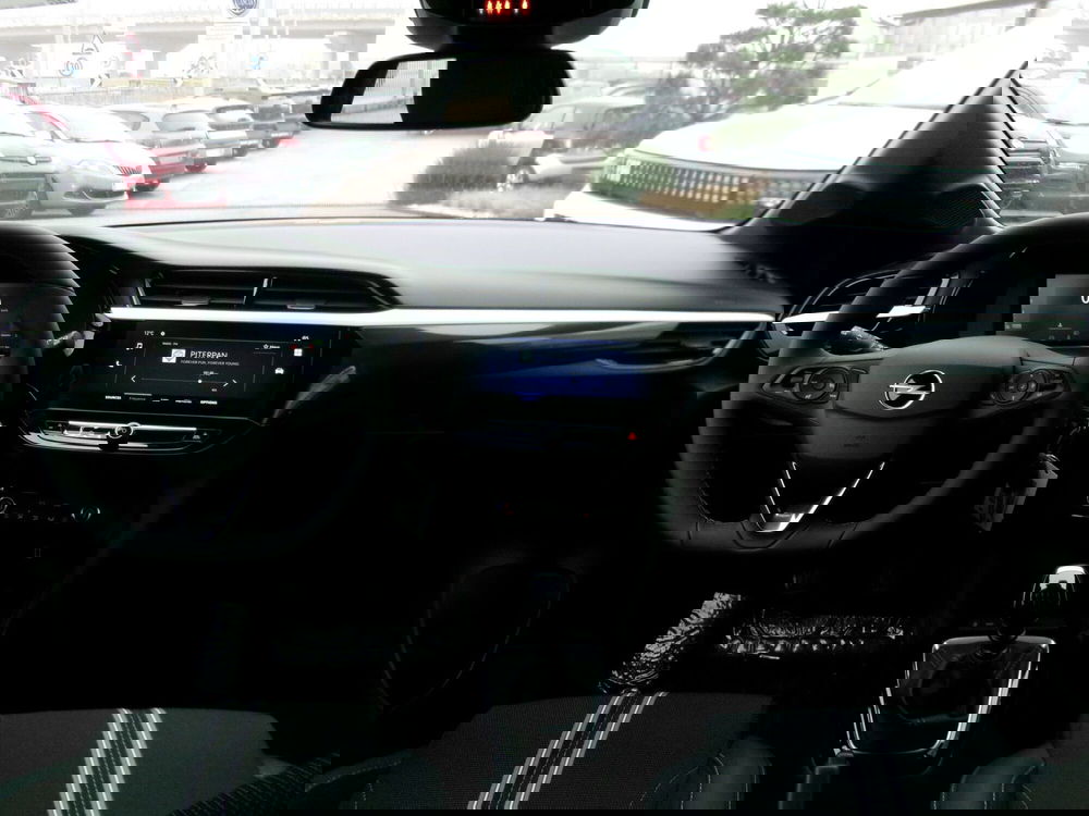 Opel Corsa nuova a Venezia (9)