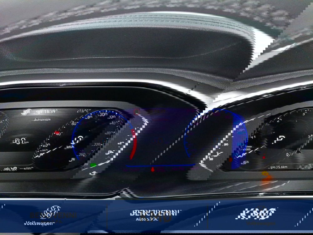 Volkswagen T-Roc nuova a Catanzaro (17)