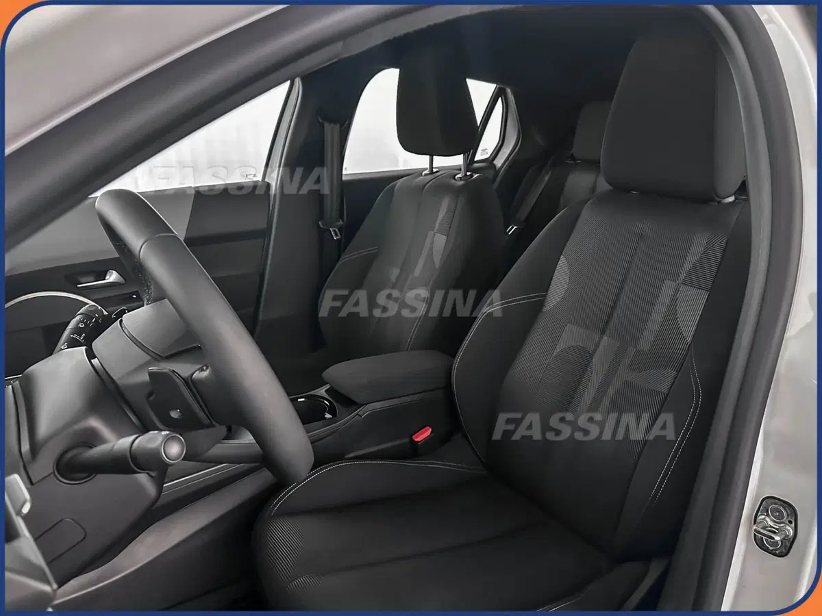 Lancia Ypsilon usata a Milano (8)