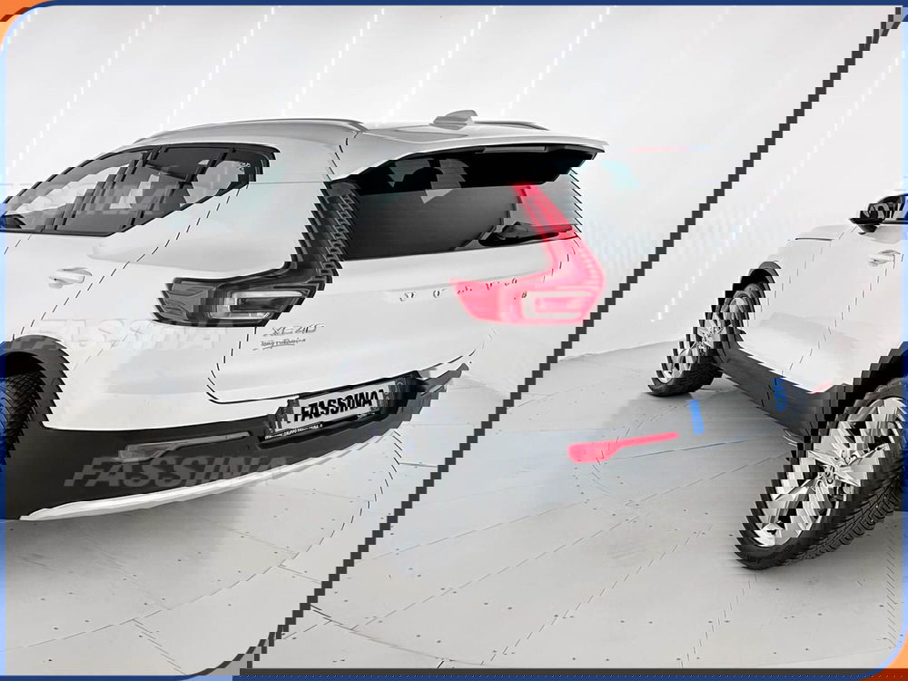 Volvo XC40 usata a Milano (4)