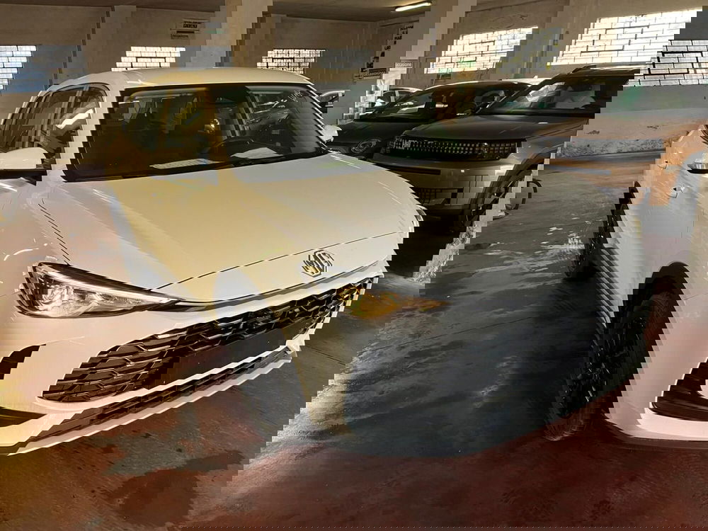 Mg ZS nuova a Lucca (3)