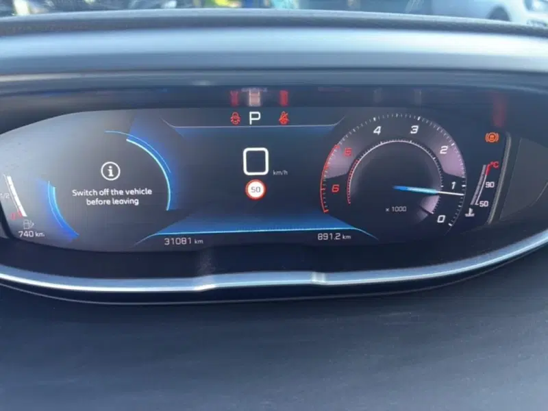 Peugeot 5008 usata a Foggia (12)