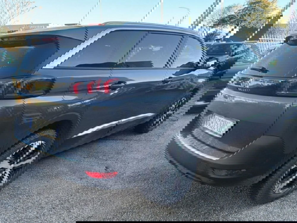 Peugeot 5008 usata a Foggia (5)