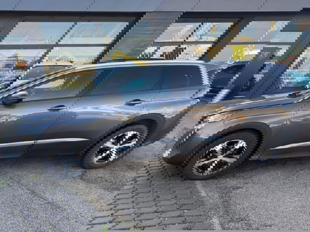 Peugeot 5008 usata a Foggia (8)