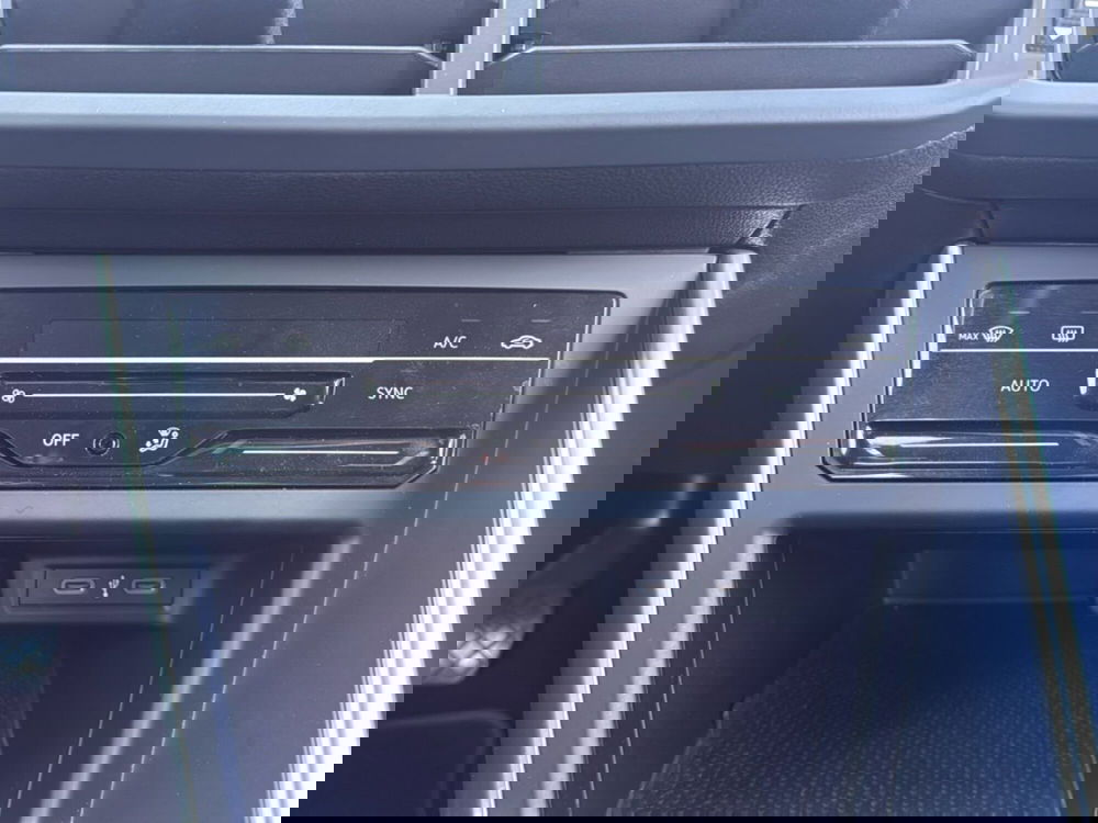 Volkswagen Polo usata a Terni (14)