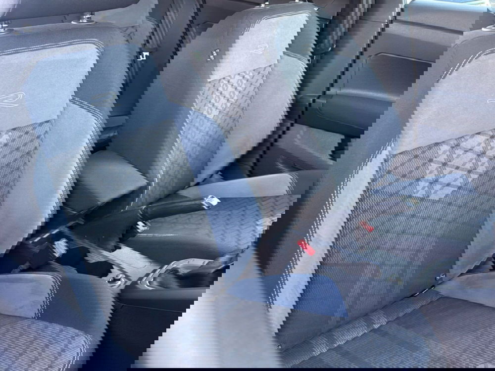 Volkswagen Taigo usata a Terni (11)