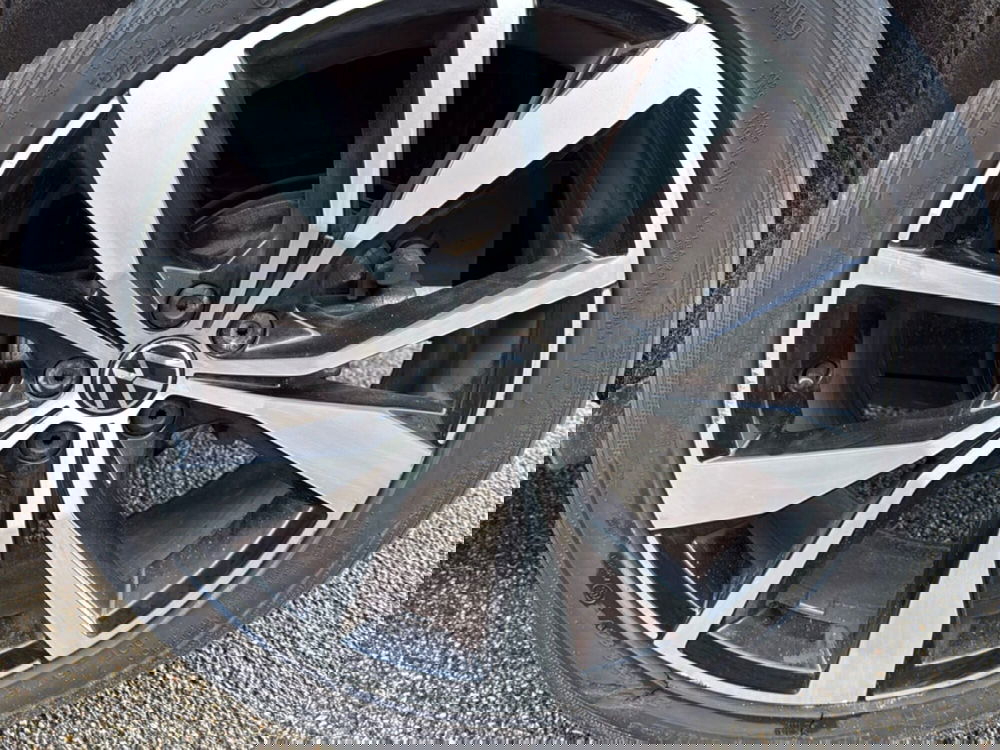 Volkswagen Taigo usata a Terni (6)