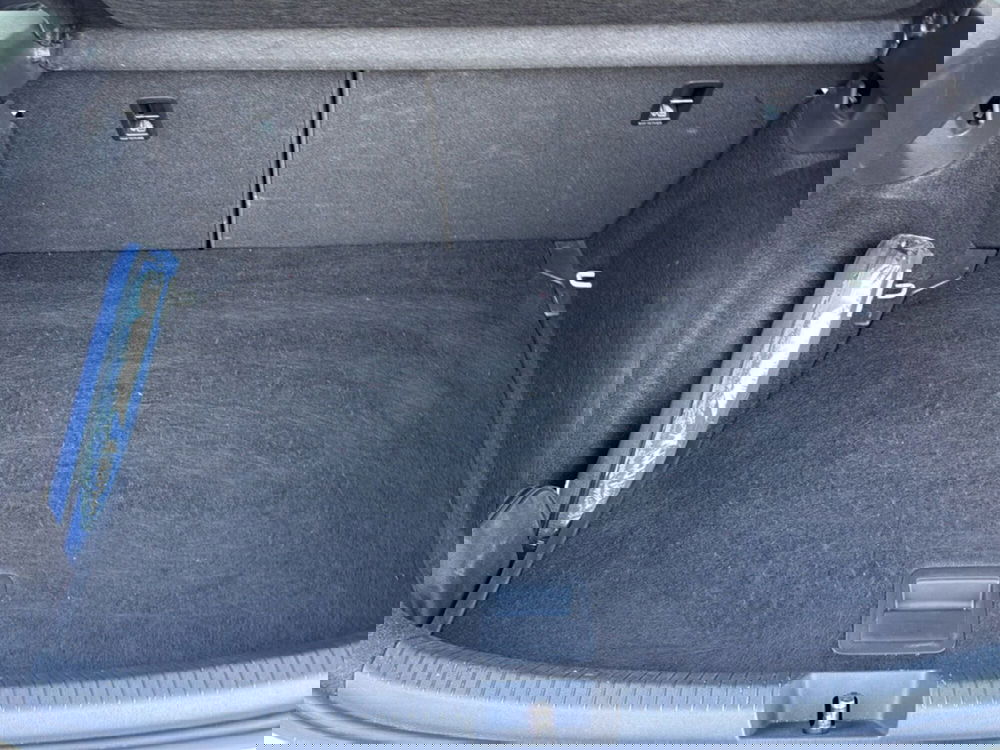 Volkswagen Taigo usata a Terni (9)