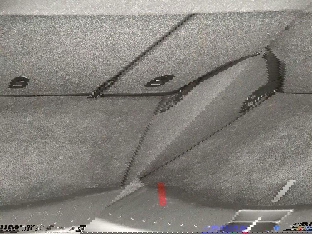 Lancia Ypsilon usata a Padova (18)