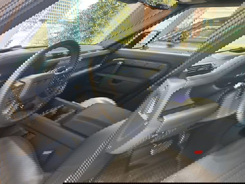 Land Rover Defender usata a Venezia (8)