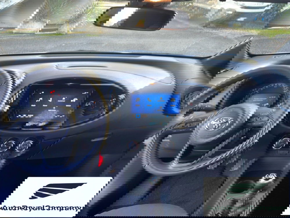 Toyota Aygo X nuova a Roma (10)