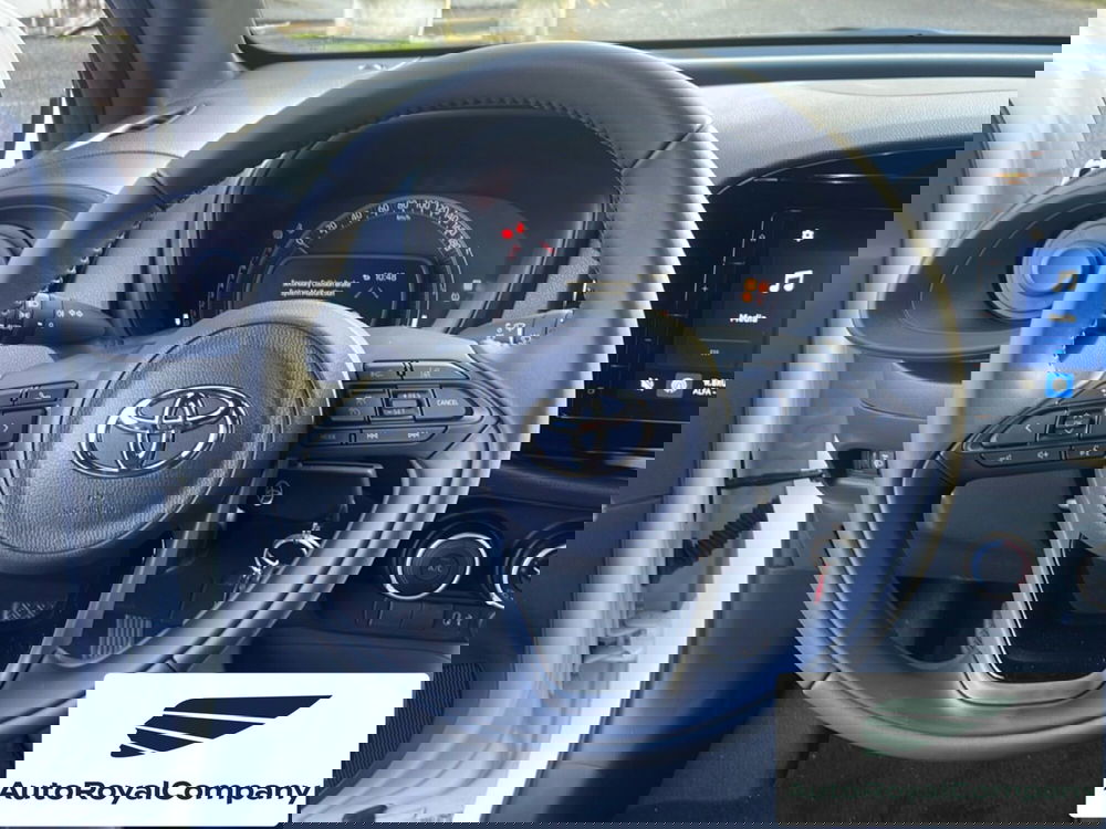 Toyota Aygo X nuova a Roma (11)