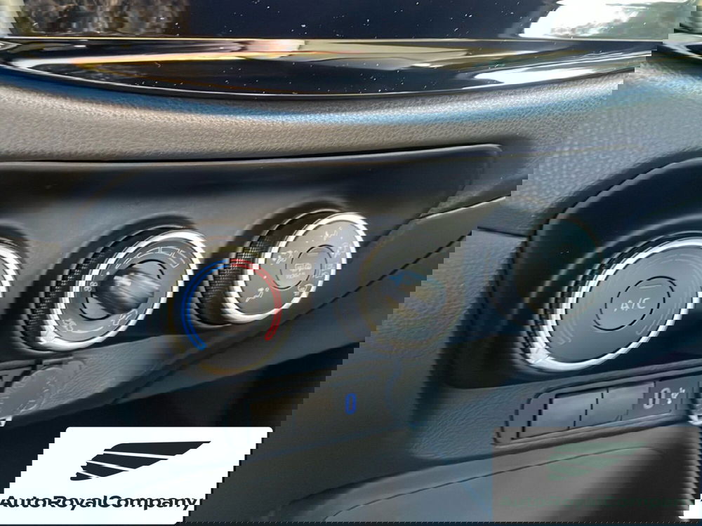 Toyota Aygo X nuova a Roma (15)