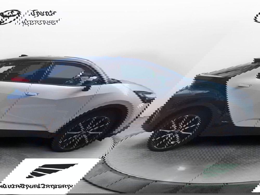 Toyota Toyota C-HR nuova a Roma (5)