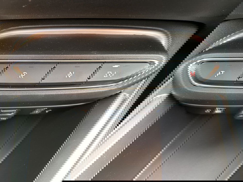 Jeep Avenger nuova a Roma (19)