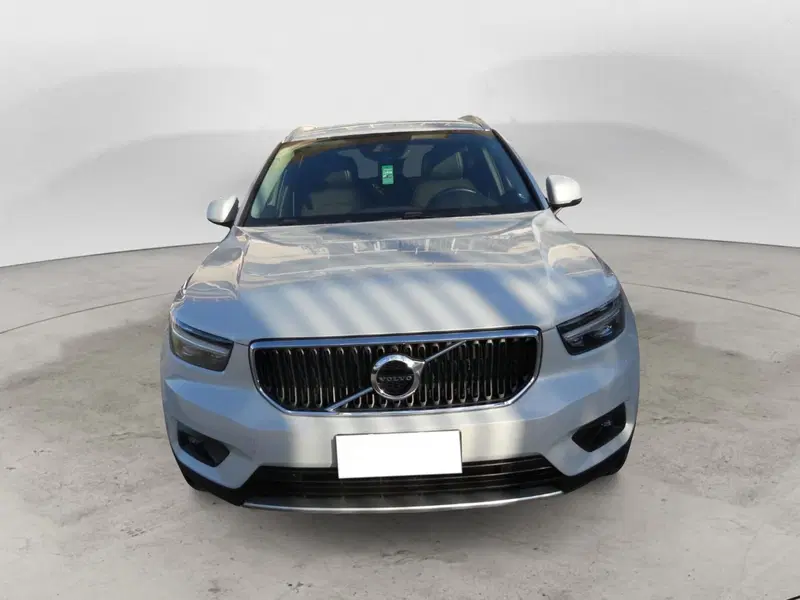 Volvo XC40 usata a Caserta