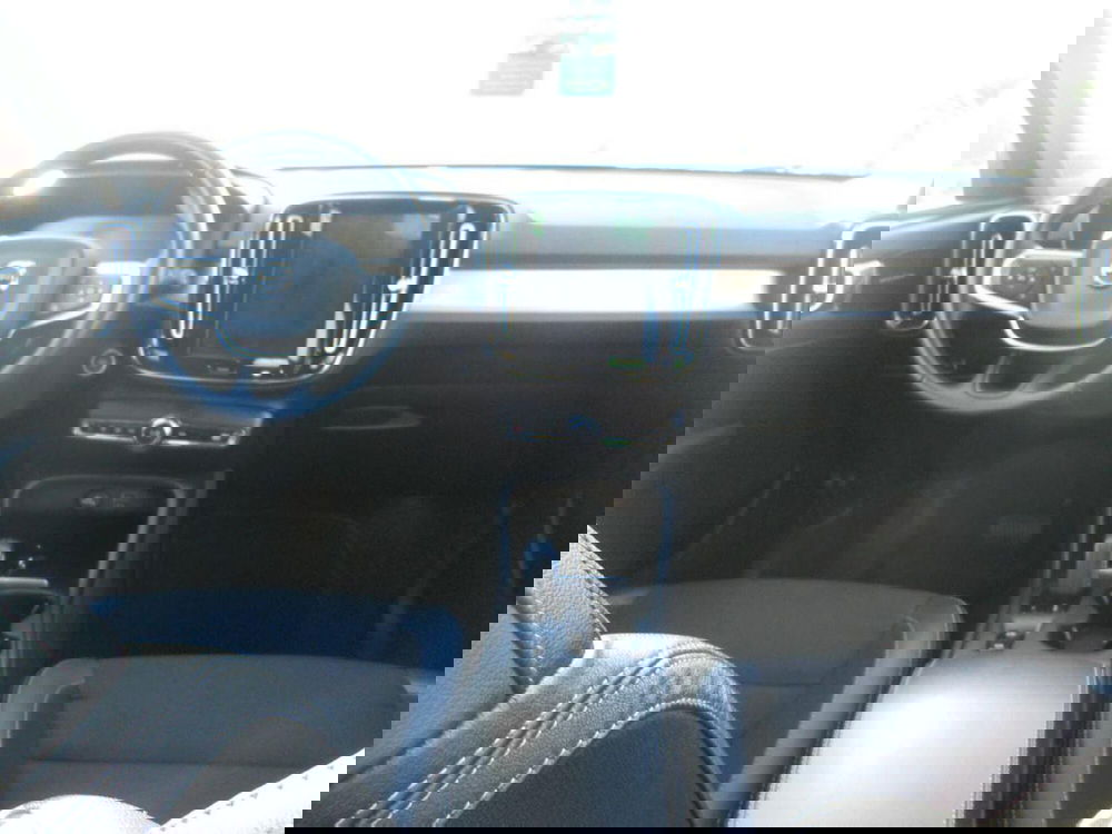 Volvo XC40 usata a Caserta (10)