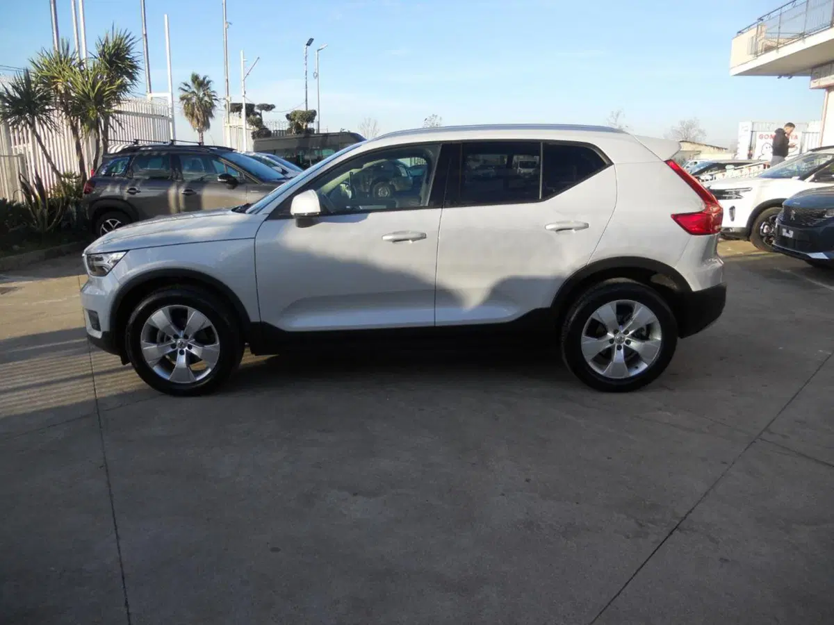 Volvo XC40 usata a Caserta (3)