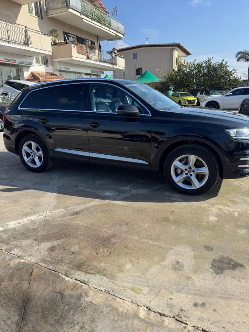 Audi Q7 usata a Caserta (7)