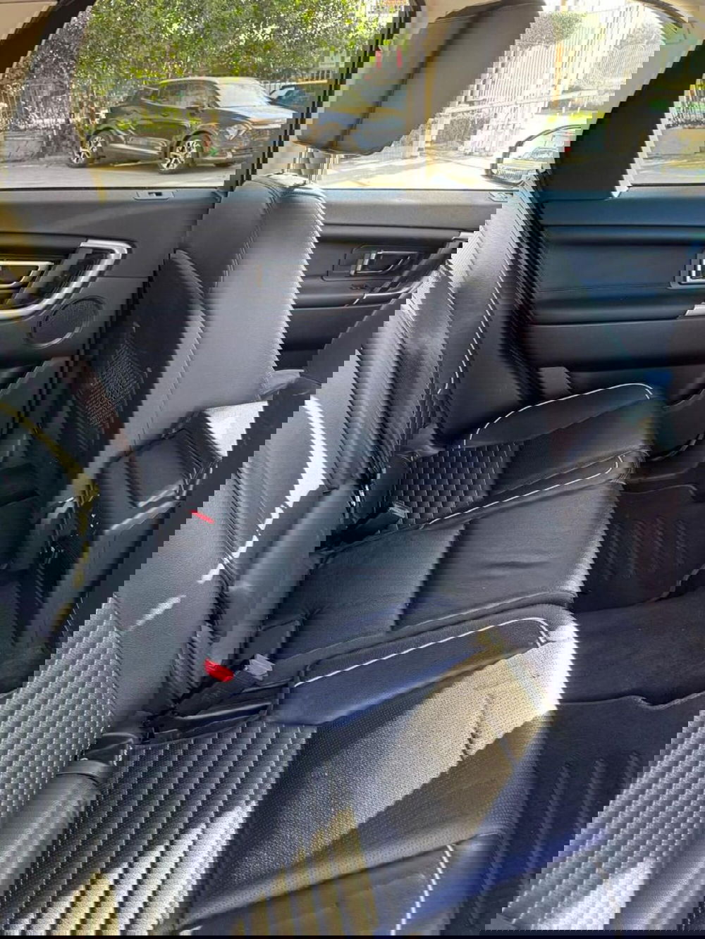 Land Rover Discovery Sport usata a Caserta (9)