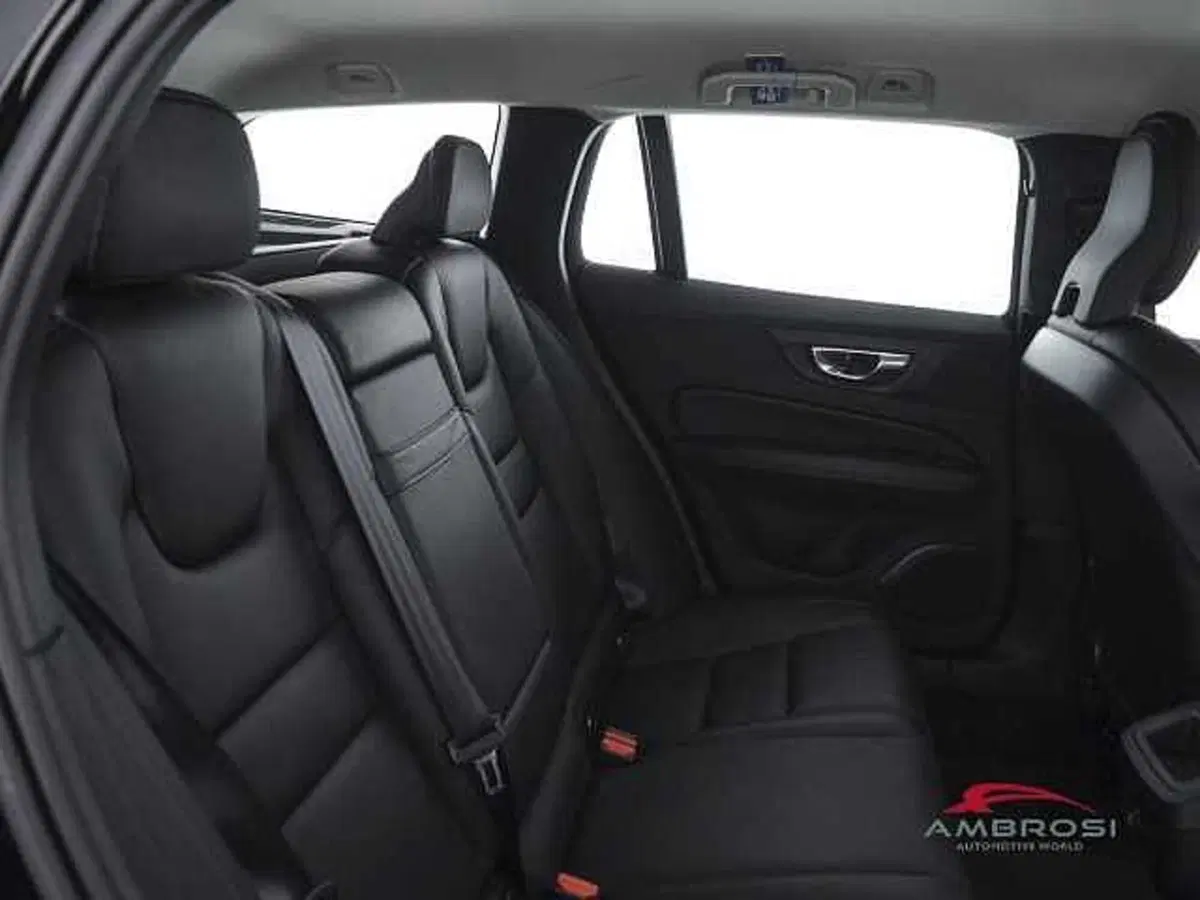 Volvo V60 usata a Perugia (11)