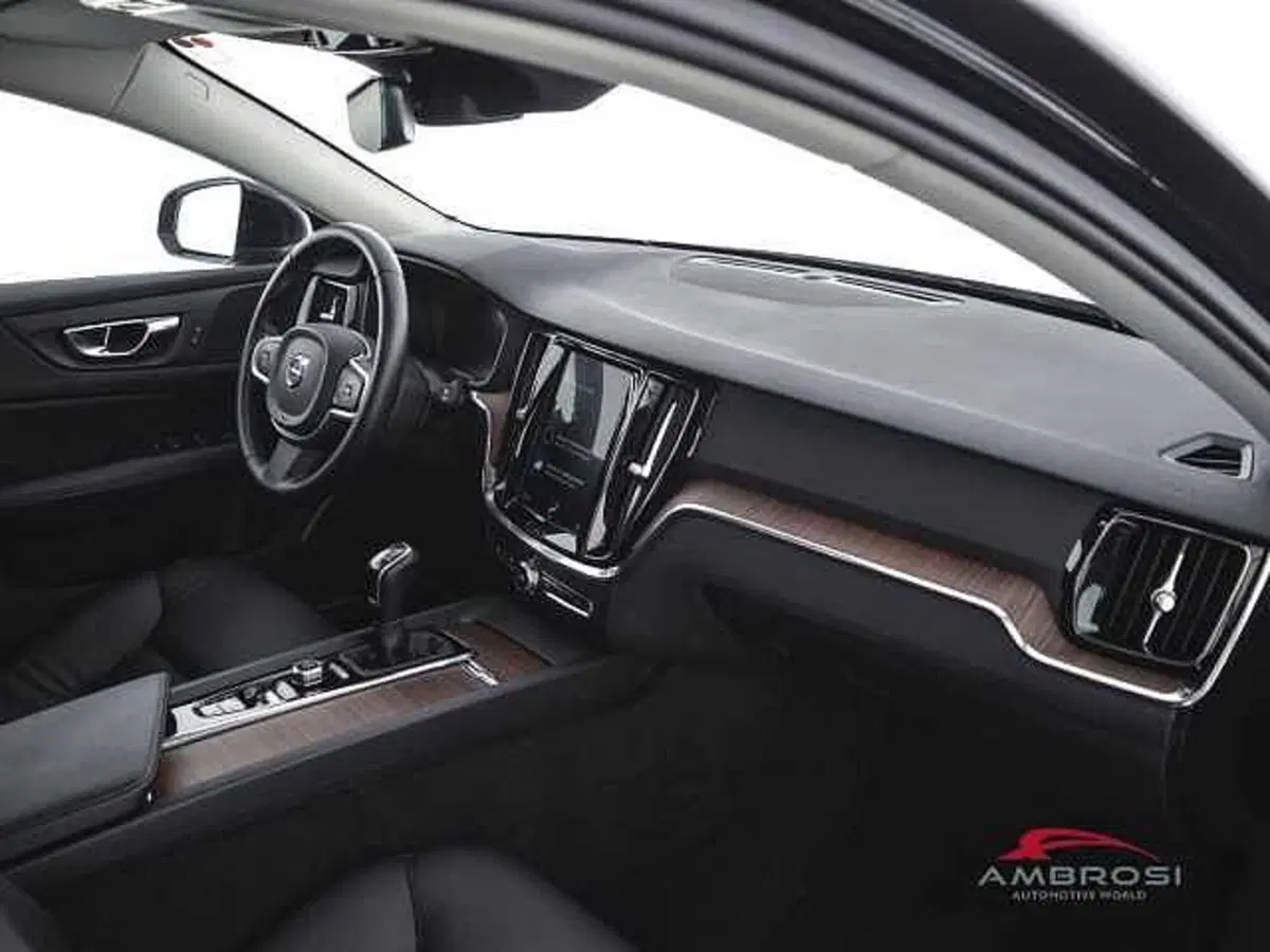 Volvo V60 usata a Perugia (12)