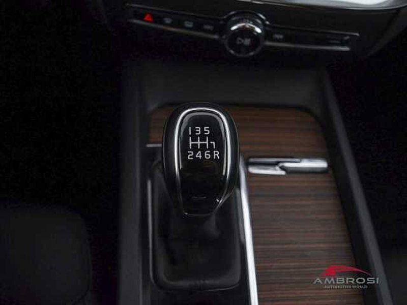 Volvo V60 usata a Perugia (19)