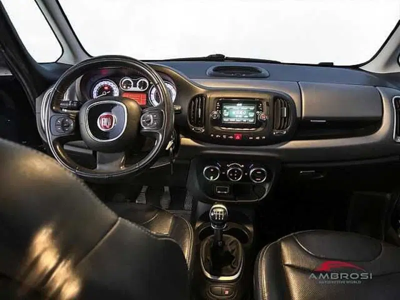 Fiat 500L Living usata a Perugia (15)