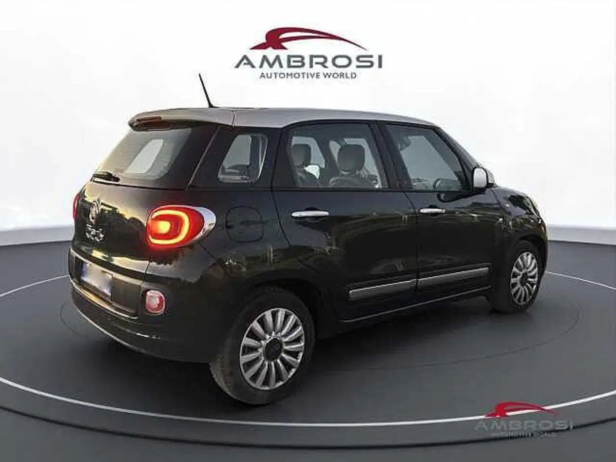 Fiat 500L Living usata a Perugia (4)
