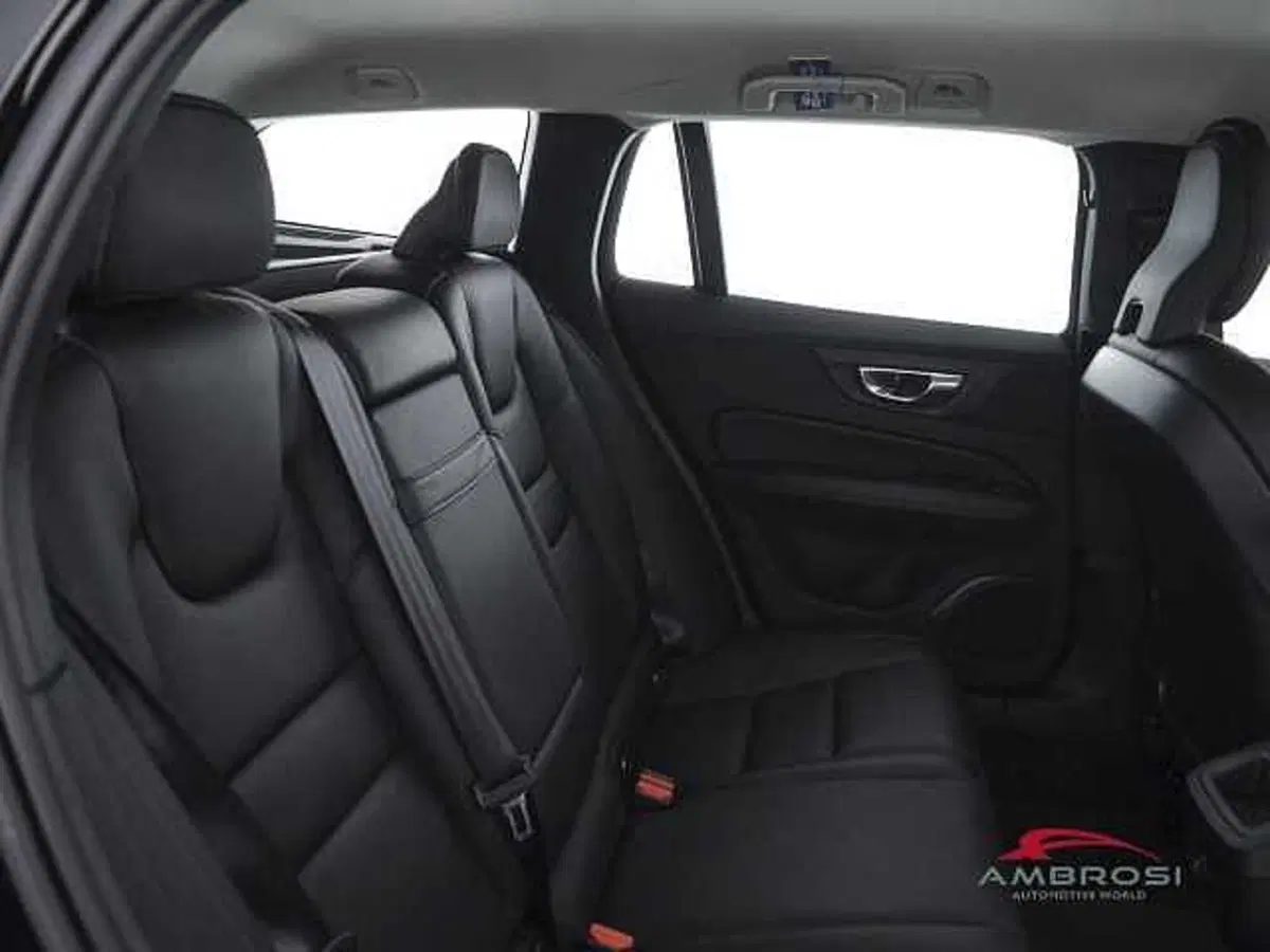 Volvo V60 usata a Viterbo (11)