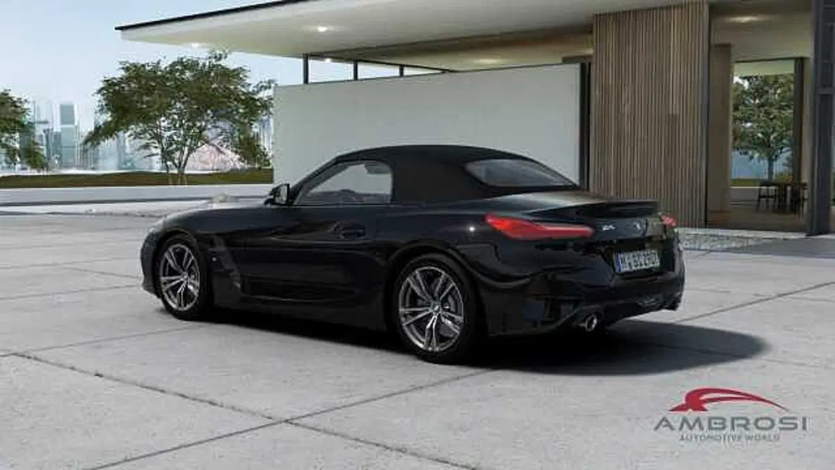 BMW Z4 Cabrio nuova a Viterbo (2)