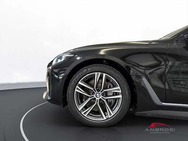 BMW i4 nuova a Viterbo (17)