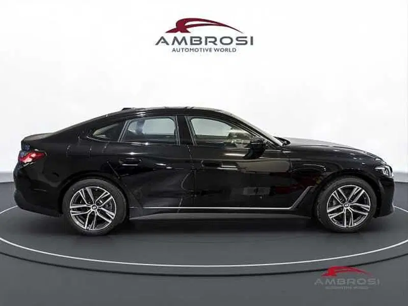 BMW i4 nuova a Viterbo (5)