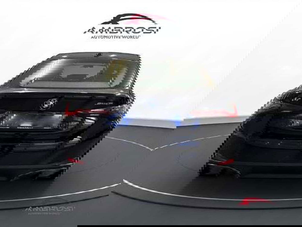 BMW i4 nuova a Viterbo (8)