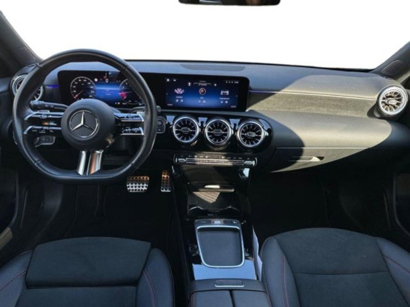 Mercedes-Benz Classe A usata a Avellino (9)