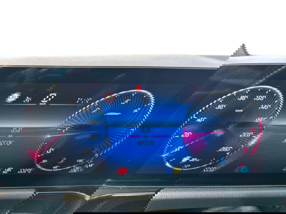 Mercedes-Benz GLA SUV usata a Avellino (13)