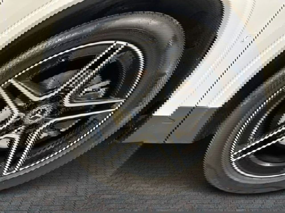 Mercedes-Benz GLA SUV usata a Avellino (17)