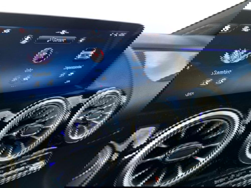 Mercedes-Benz GLA SUV usata a Avellino (11)