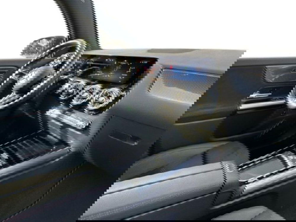 Mercedes-Benz GLA SUV usata a Avellino (13)